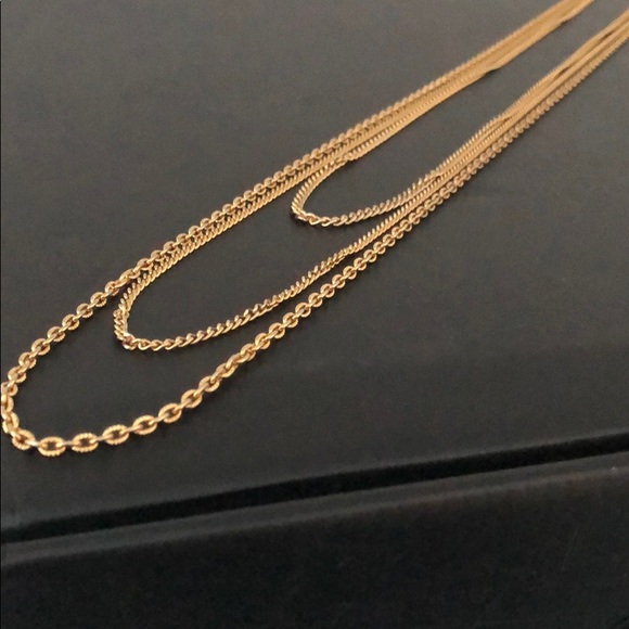 VINTAGE GOLD TONE THREE TIER CHAIN NECKLACE - Picture 5 of 11